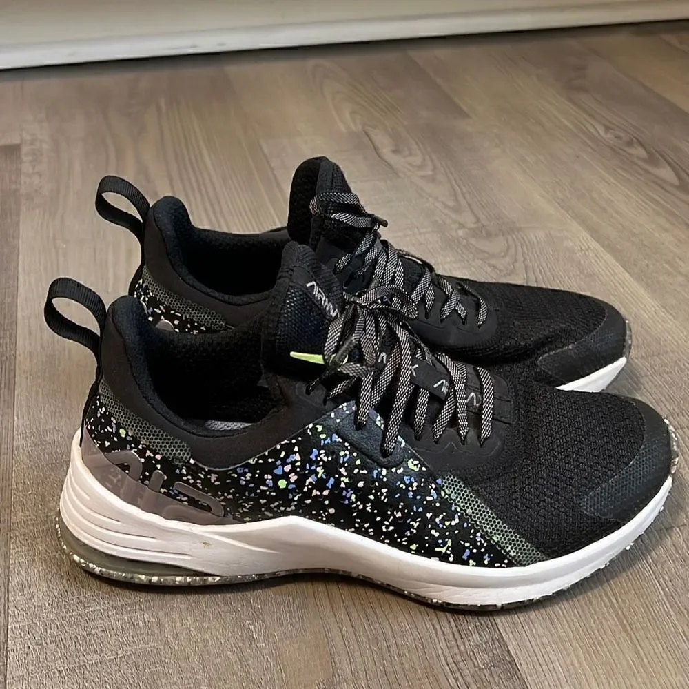 Nike Air Max Bella TR Trainer 3 AMP Womens Athletic Shoe Size 6.5 Workout Liftin